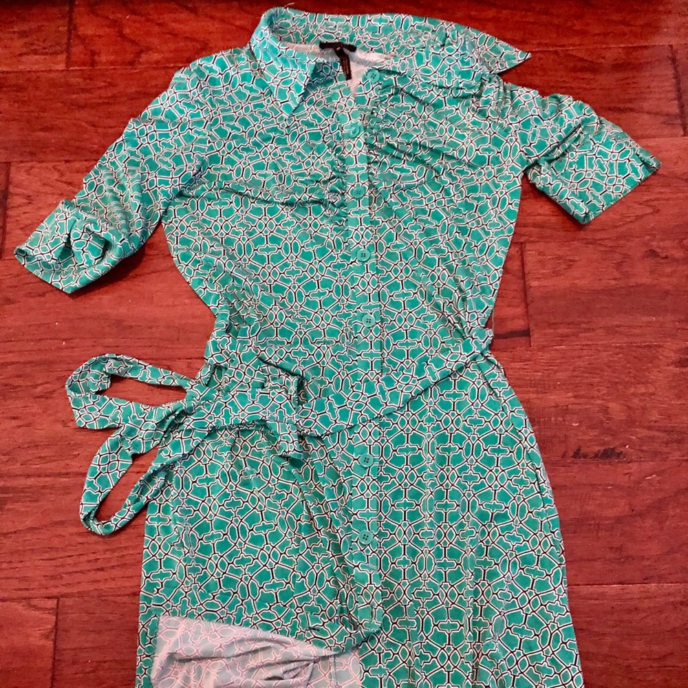 Laundry by Shelli Segal green mosaic stretch dress